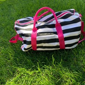 Victoria secret weekender duffle bag